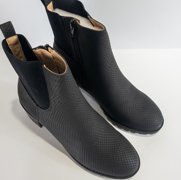 Journee Collection Hallie Booties Black -7.5 - Picture 7 of 8